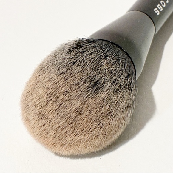 Marc Jacobs The Bronze #12 Makeup Brush Beauty - Picture 3 of 3